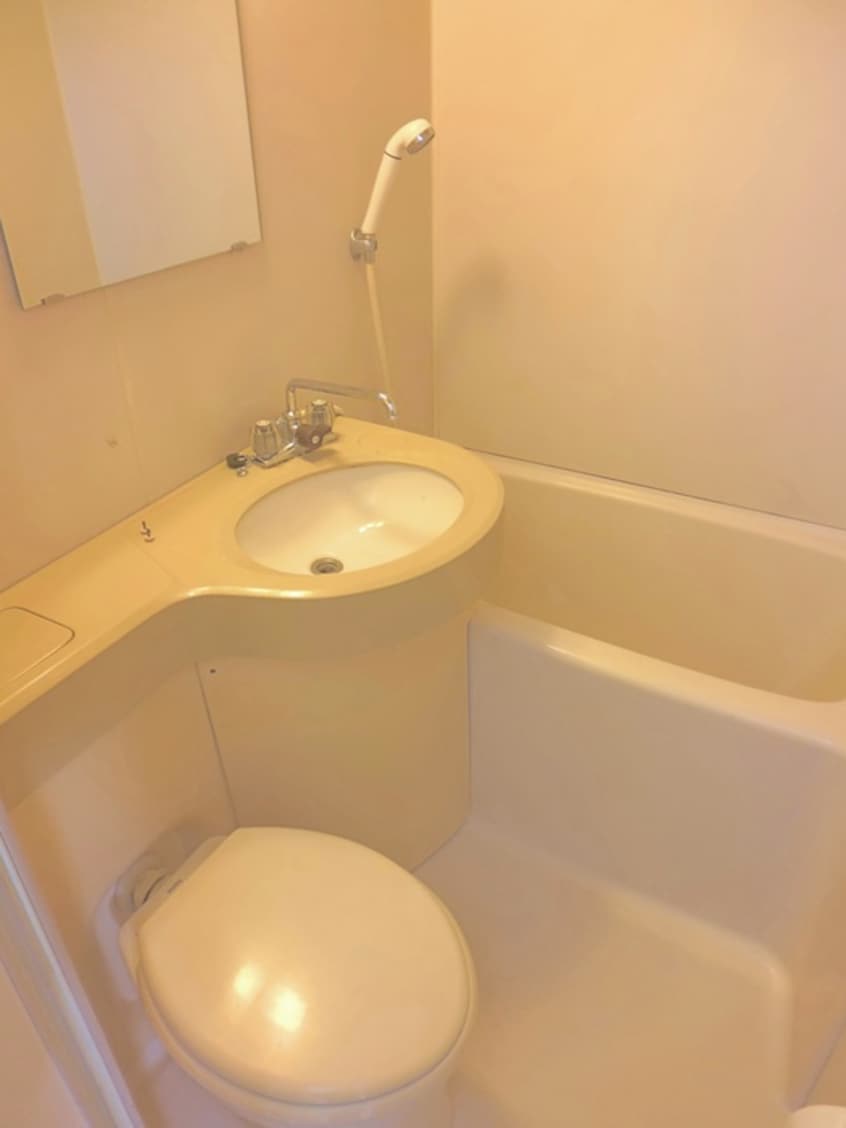 バス／シャワールーム等 ヨシモトハイツ