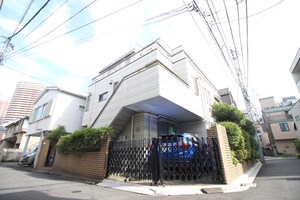 テニメントハラダ