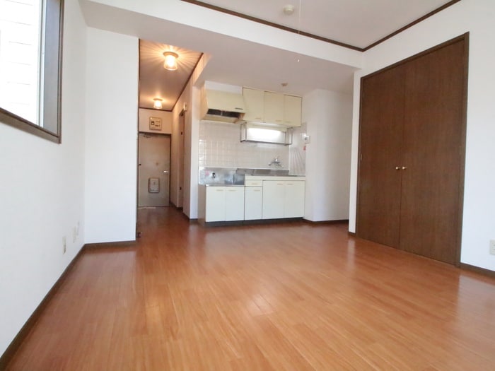 居室 アミューズ磯子壱番館