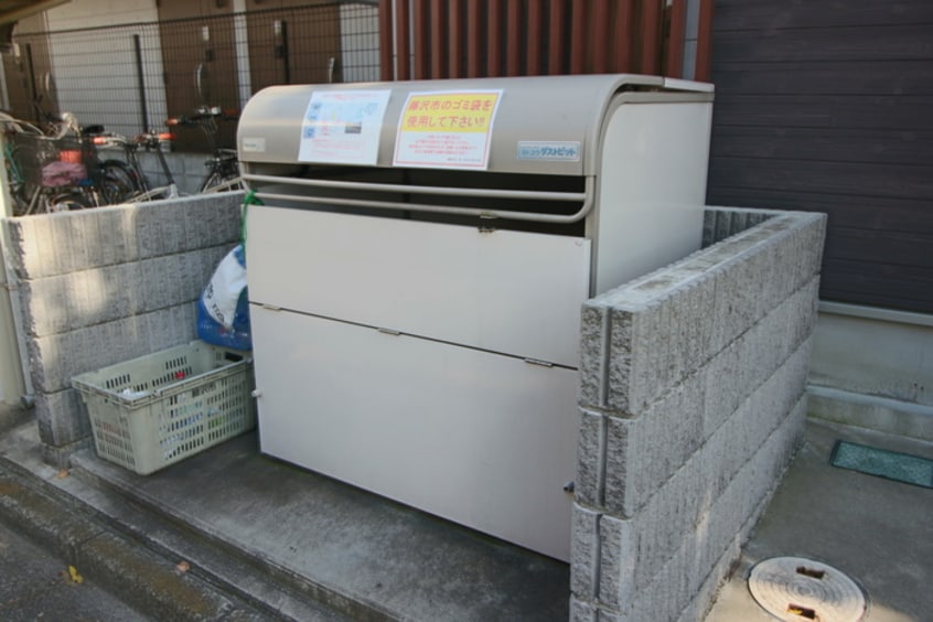 外観写真 リブリ・湘南六会