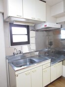 キッチン サンヒルズ