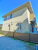 スリーズの外観