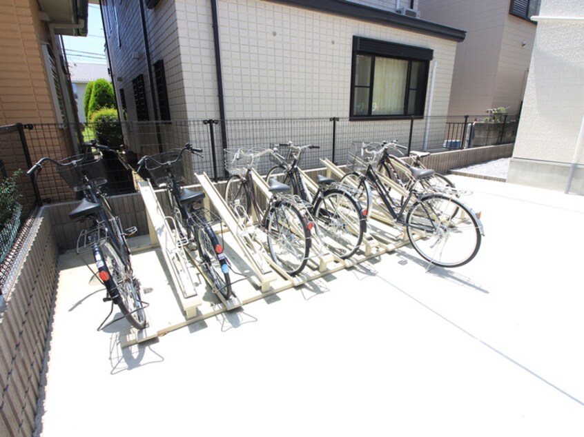 駐輪場 リブリ・とんぼ