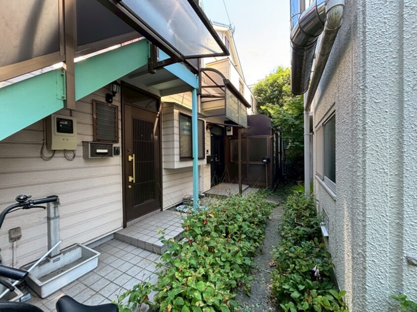 駐輪場 ウィズ土屋