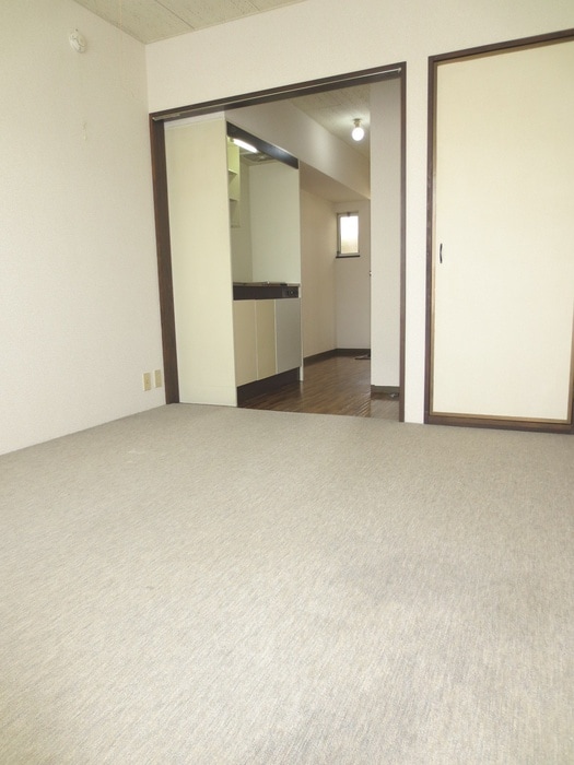 居室 サニ―フラット