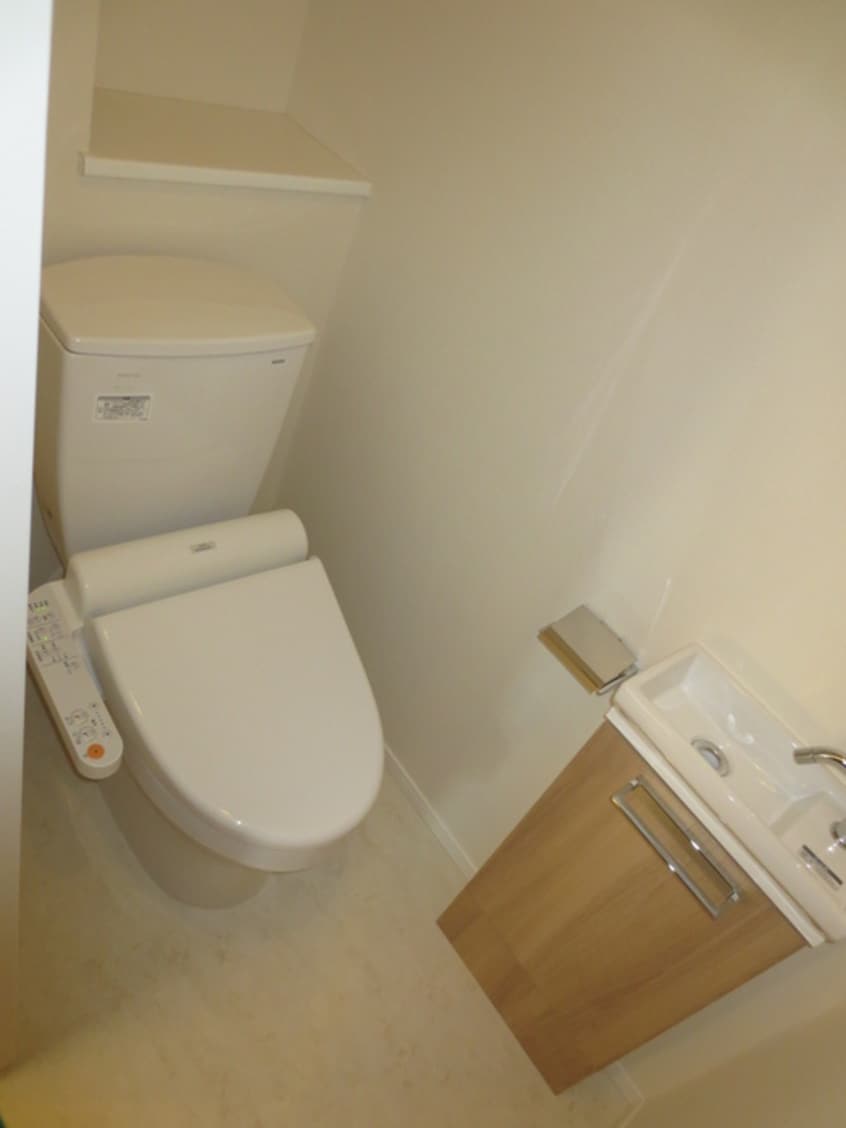 トイレ パークアクシス横浜山下町