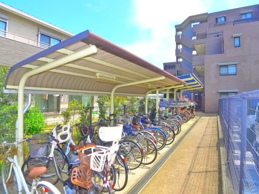 駐輪場 エクシード八千代中央