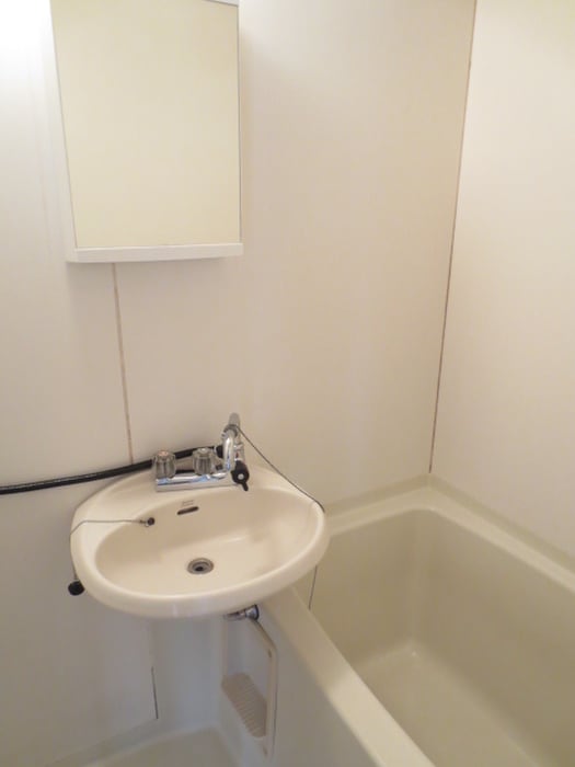 バス／シャワールーム等 ファミ－ル本郷