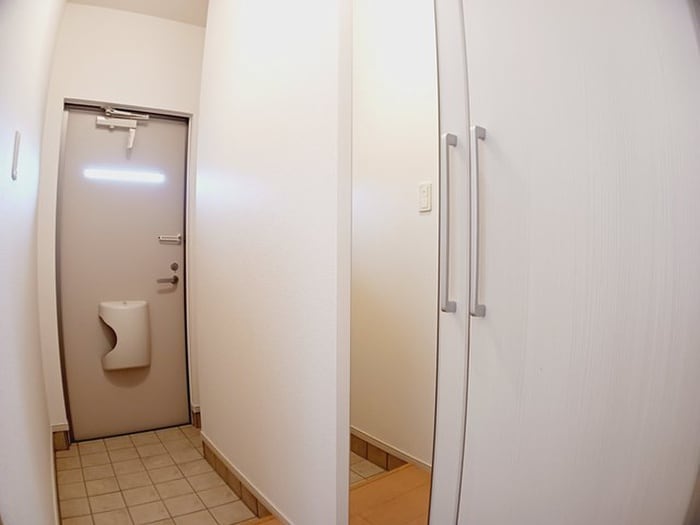 玄関 サンリット・スクエア