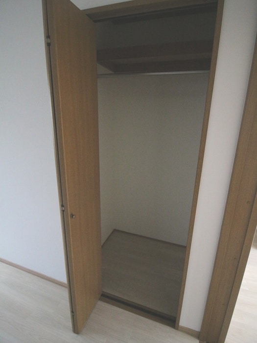 収納 シャトレ中野