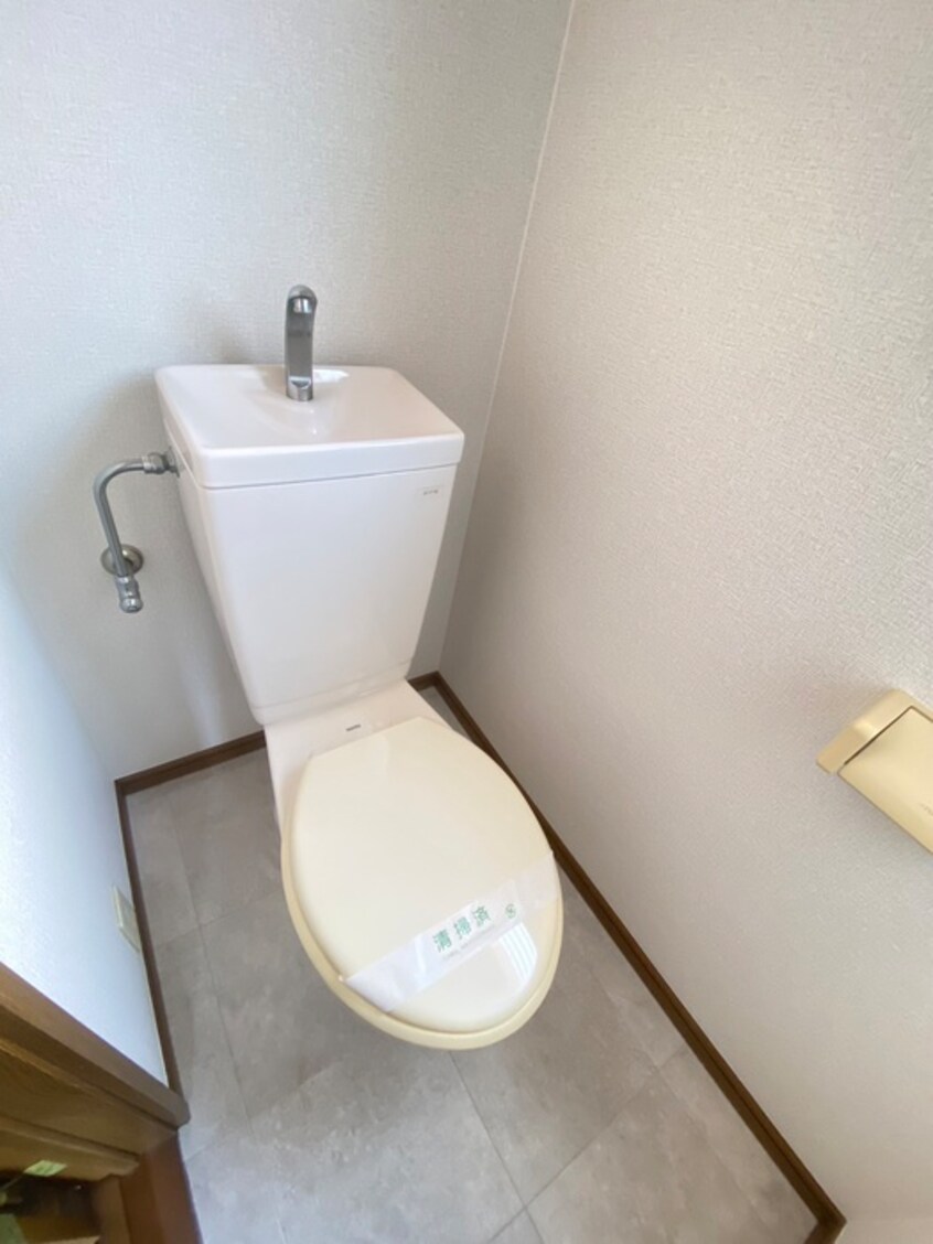 トイレ ＣＡＳＡ　ＩＮＯＵＥ　ＵＮＯ