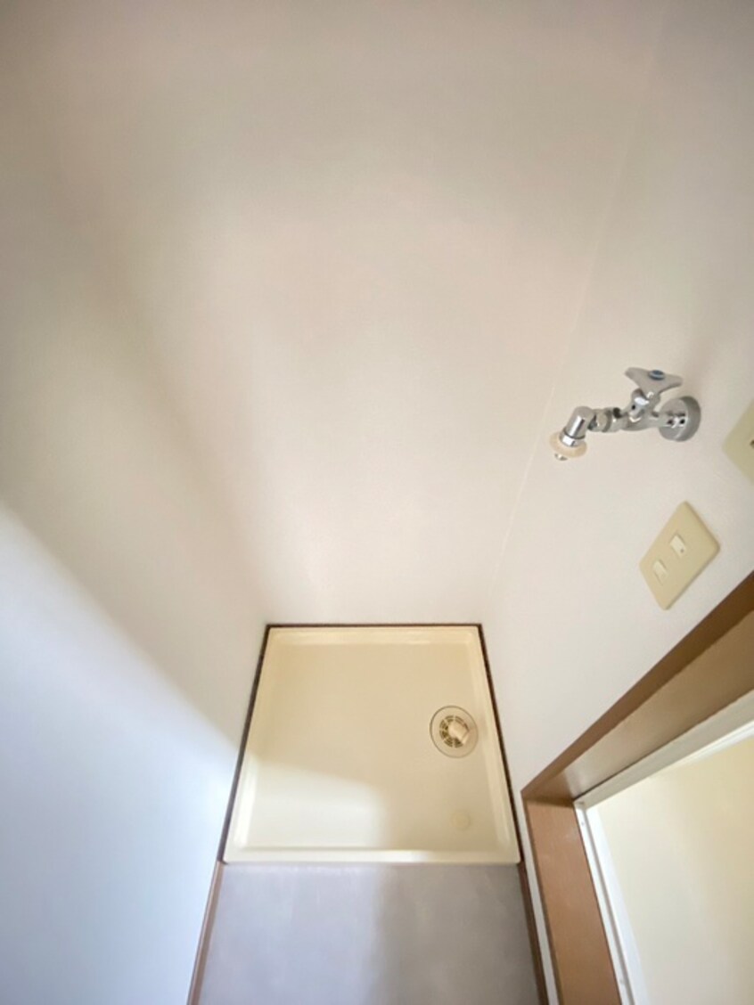 洗濯機置場 ＣＡＳＡ　ＩＮＯＵＥ　ＵＮＯ
