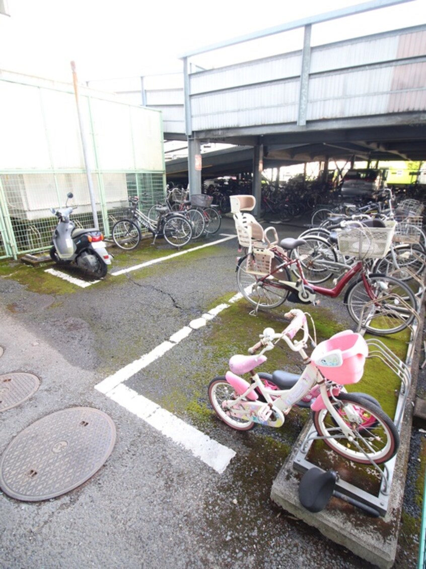 駐輪場 砂サンシャインシティ３番館