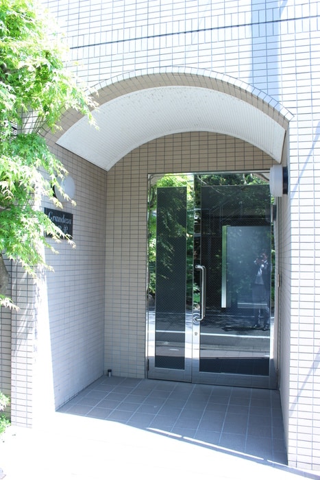 エントランス部分 Ｇｒａｎｄｅｚａ代沢