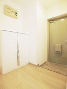 玄関 オ－クヒルズ