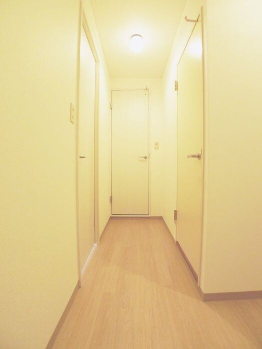 廊下 オ－クヒルズ