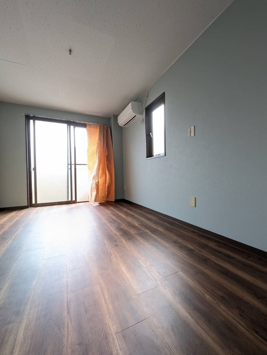 居室 シャンヴォ―ルＩＺＵＭＩ