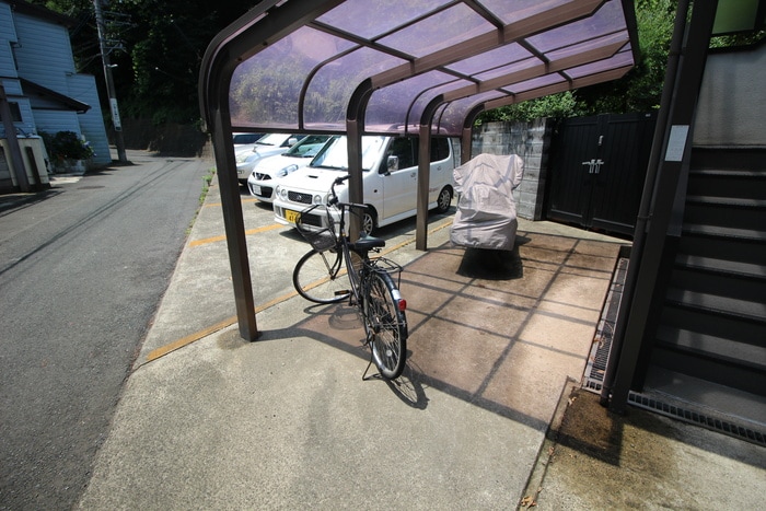駐輪場 フラワ－ガーデン
