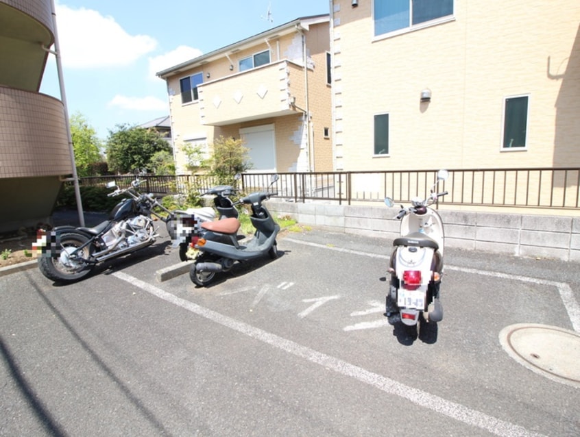 バイク置き場 プリマベ－ラ壱番館