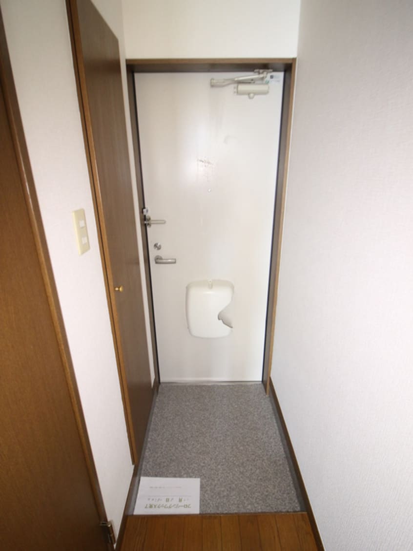 玄関 アンプル－ルブワＯｇａｗａⅠ