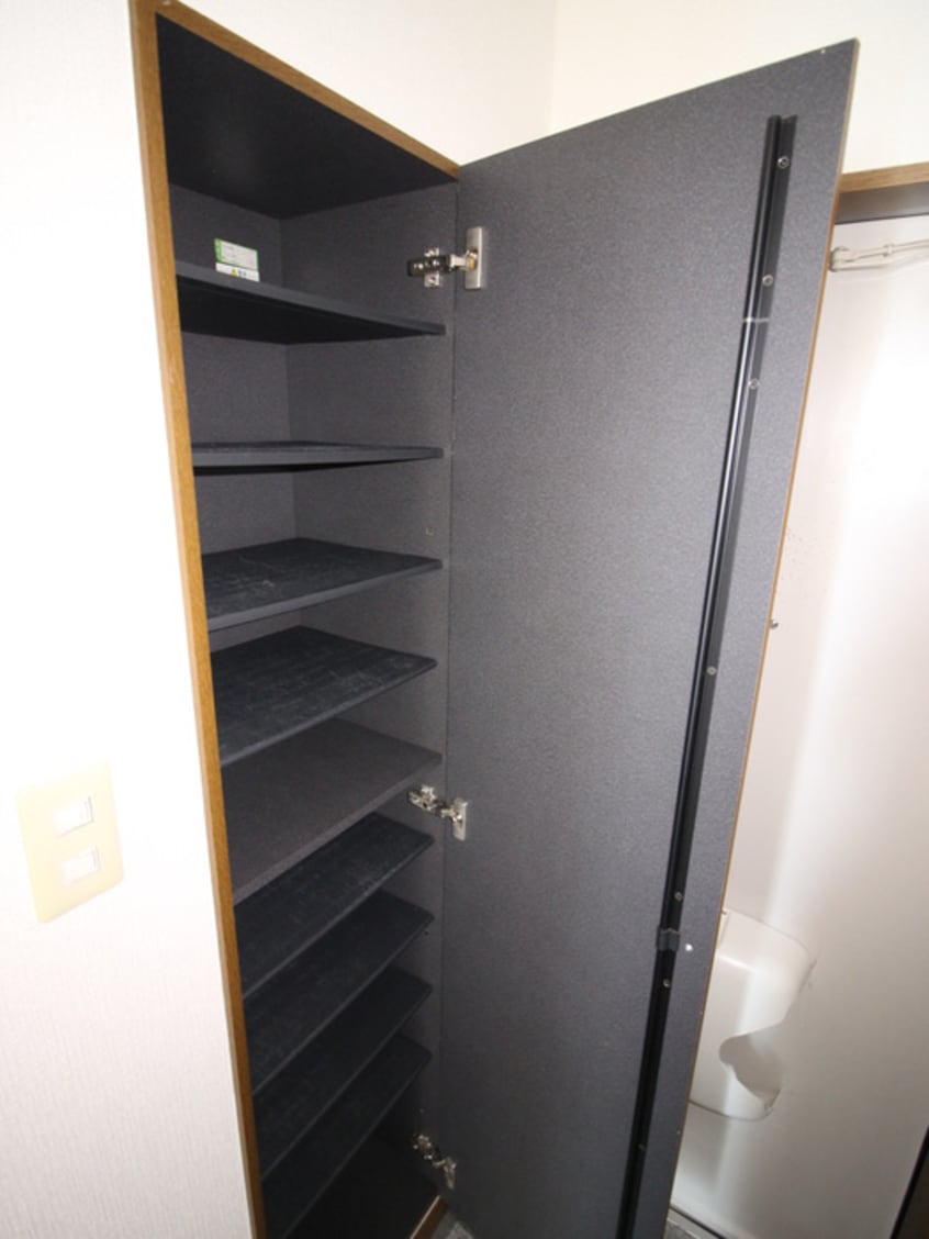 靴箱 アンプル－ルブワＯｇａｗａⅠ