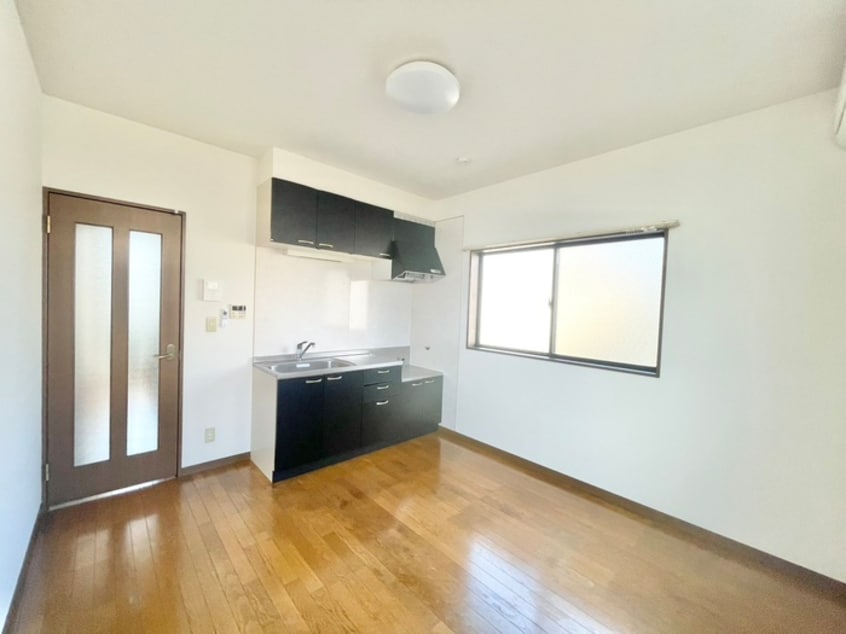 居室 アンプル－ルブワＯｇａｗａⅠ