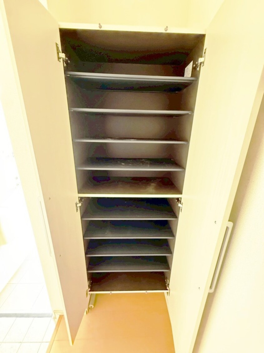 靴箱 アンティフルール