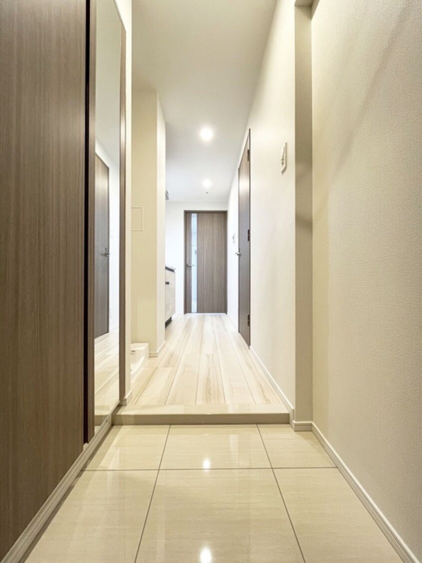 玄関 グランカーサ三ノ輪Ⅳ