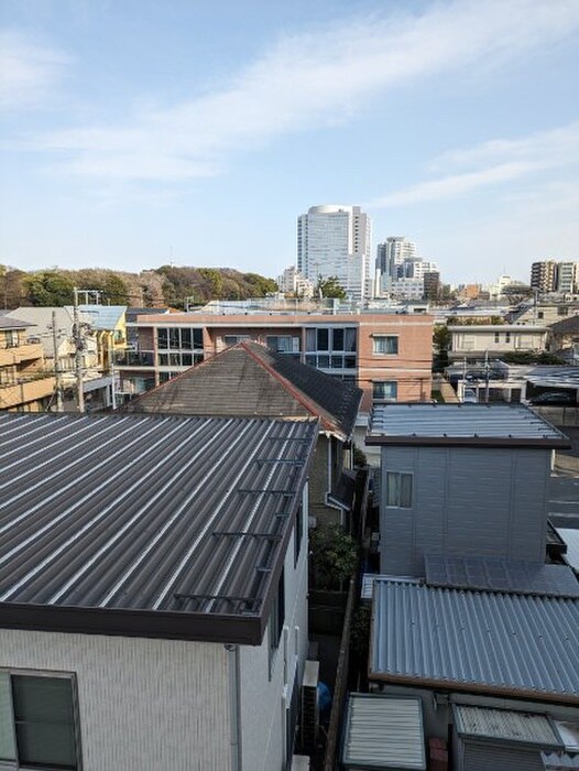 室内からの展望 クロスレジデンス六義園