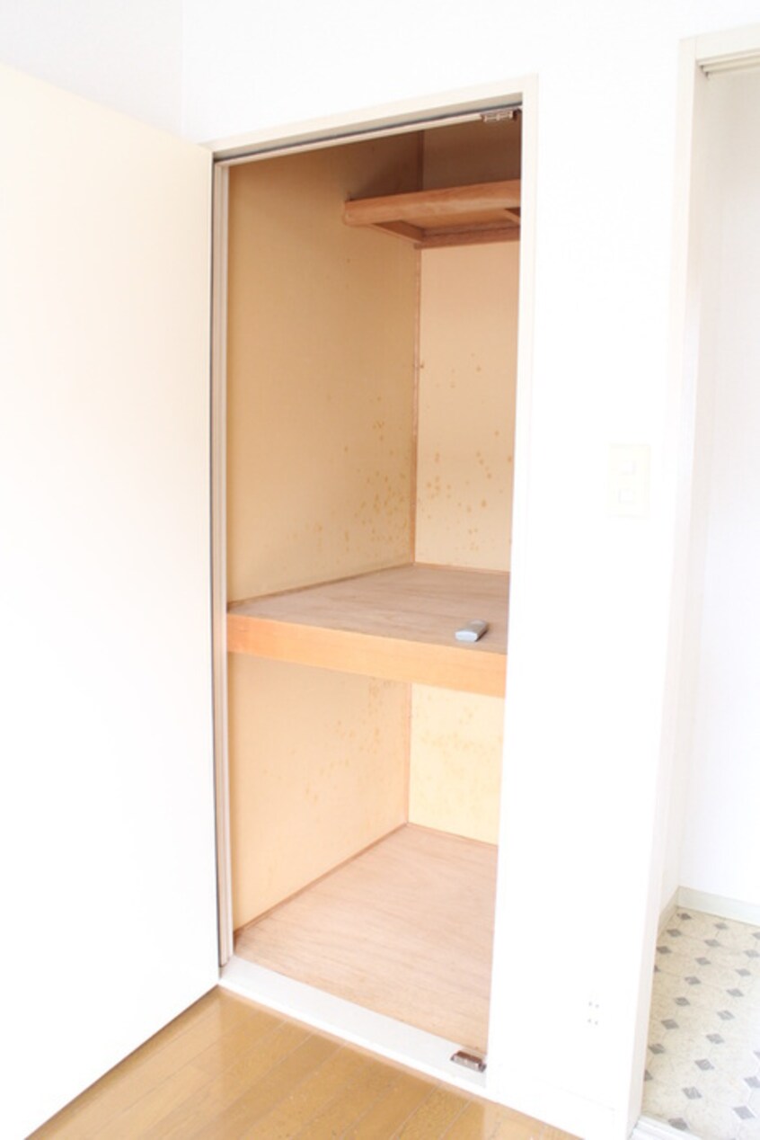 収納 ラプラス百合ヶ丘