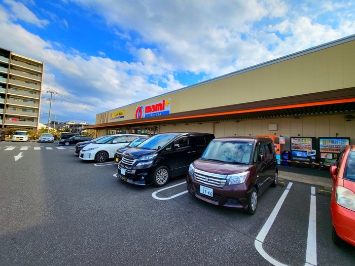 バースデイ(ディスカウントショップ)まで134m ＰＲＥＳＩＤＥＮＳⅡ