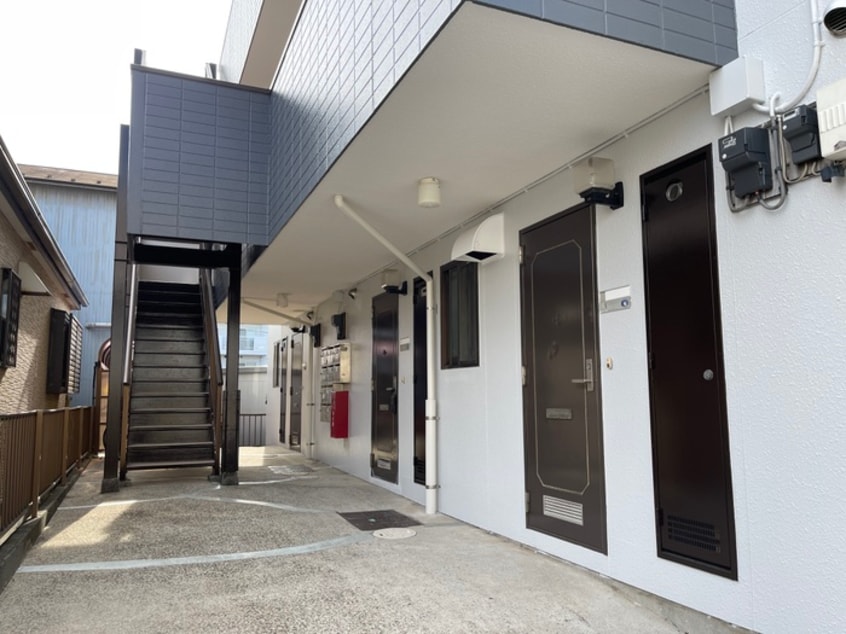 エントランス部分 ヴィ鶴見