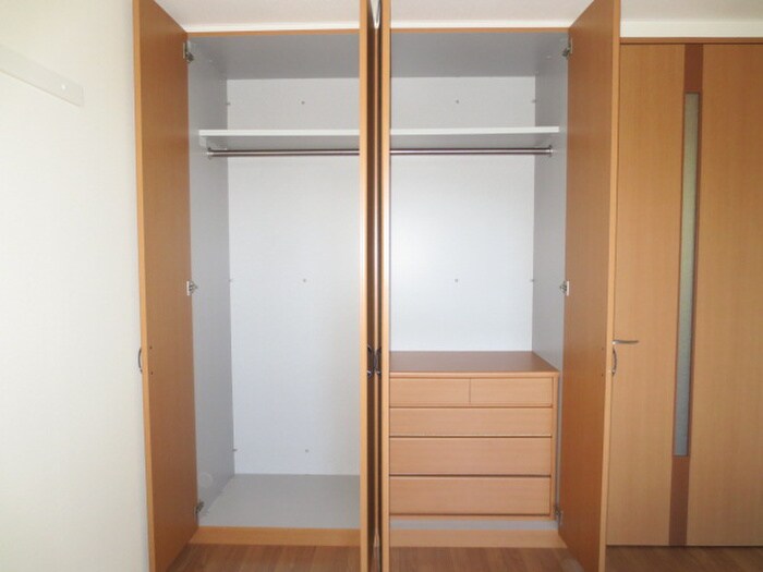 収納 パラシオン平塚