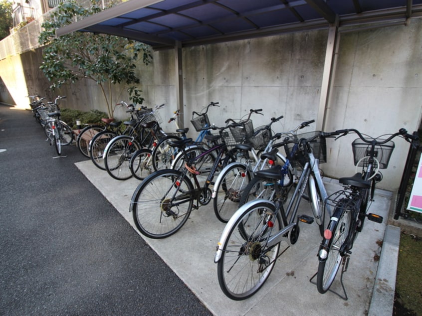 駐輪場 パラシオン平塚