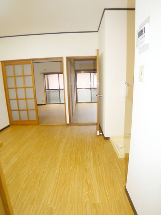 居室 サンライズパレス２