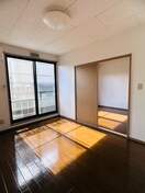 居室 リヴ２号館