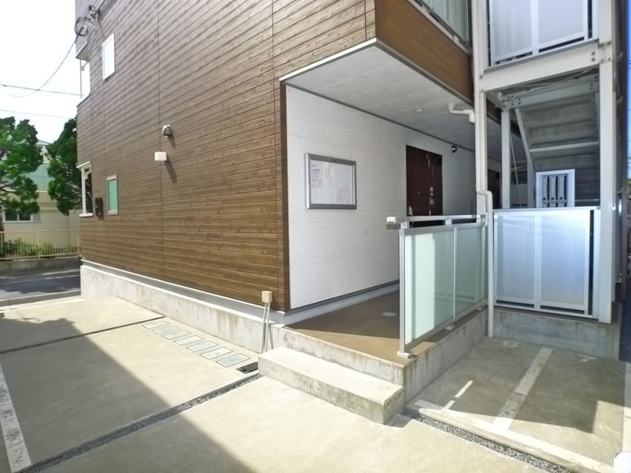 エントランス部分 リブリ・東葛西