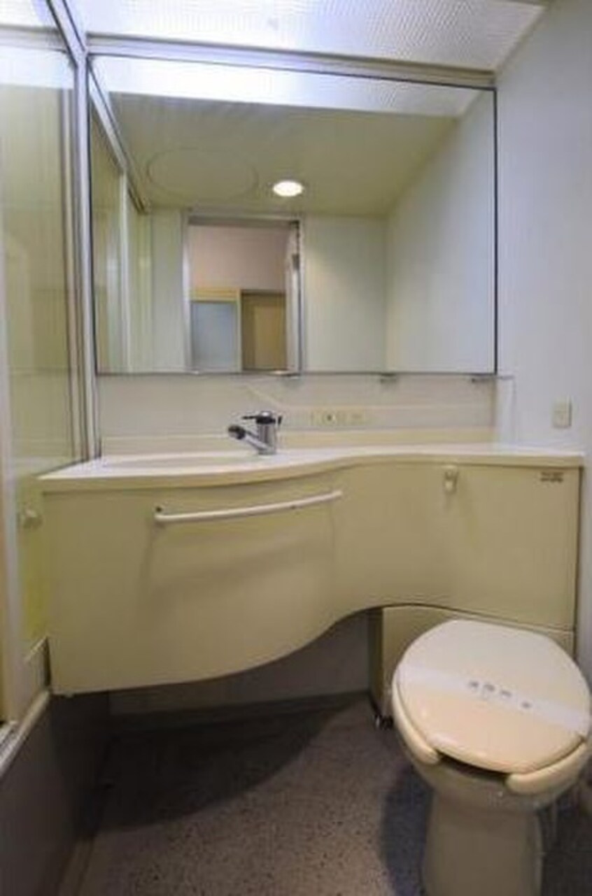 洗面 ア－バンハイム成城２