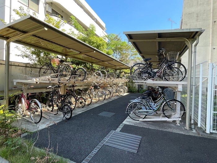 駐輪場 BLESS上池袋