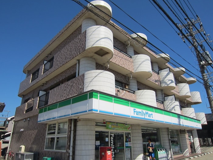 ファミリーマート三崎口点(コンビニ)まで0m メゾンＭ