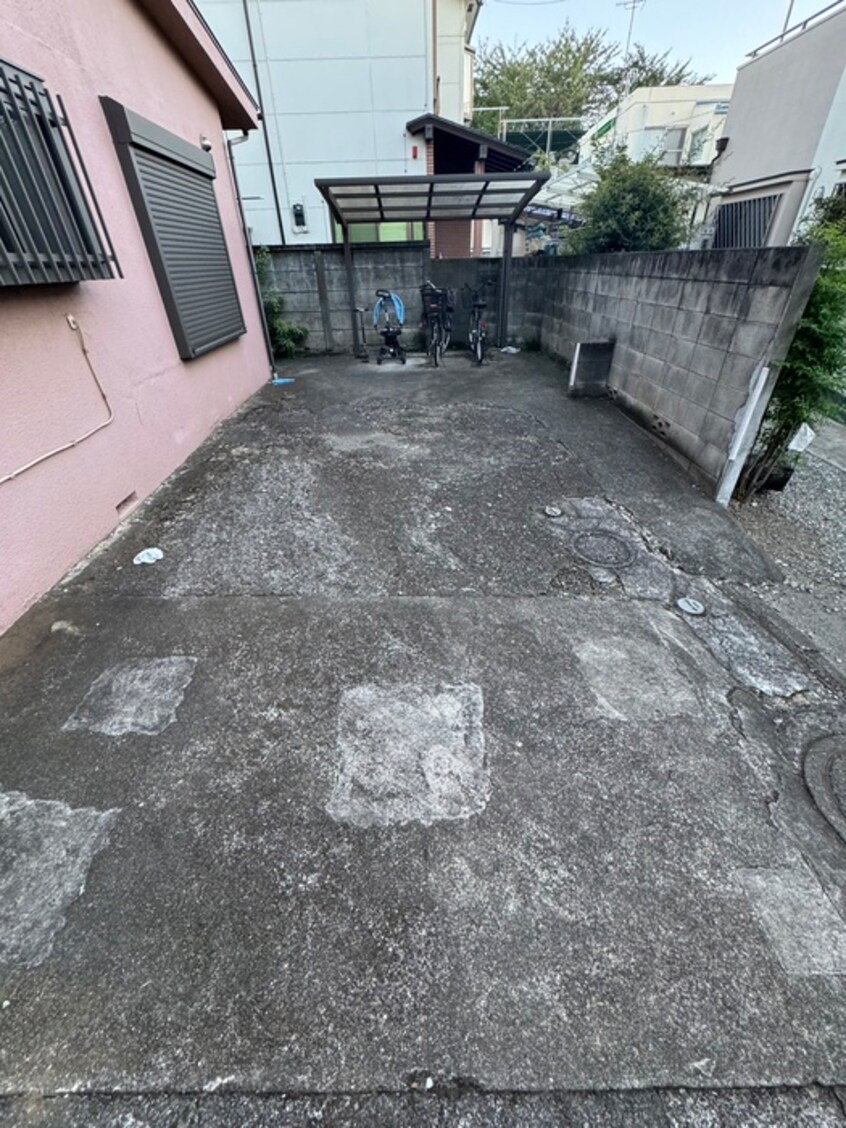 駐車場 チェリ－ハウス北原