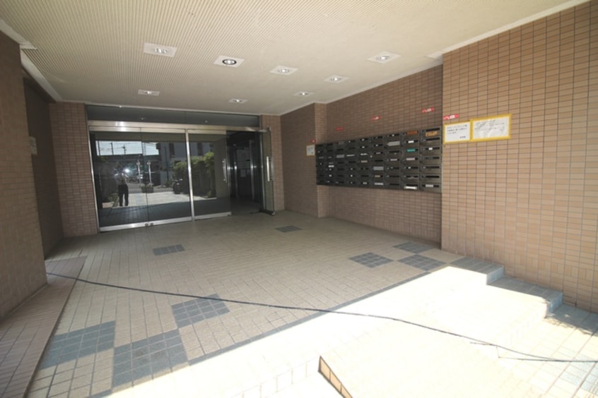 エントランス部分 フレンドリー春大路