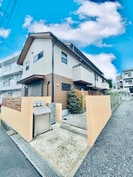 小梅ハウスの外観