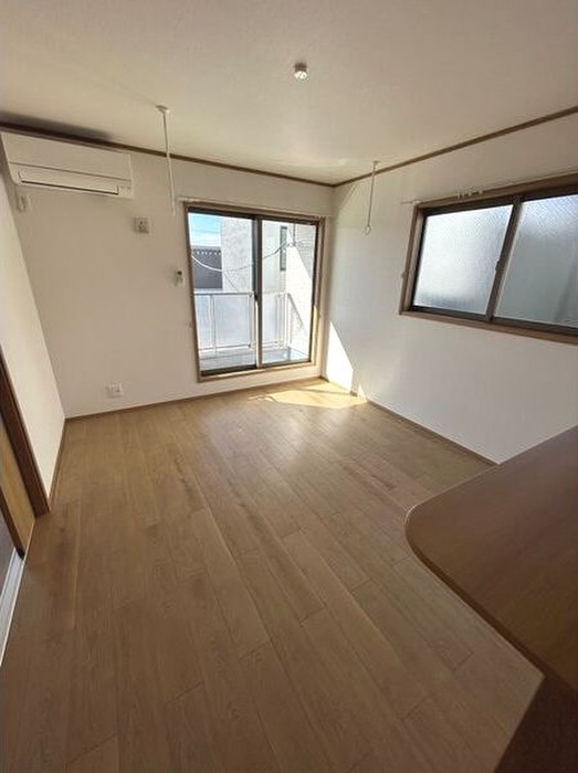 居室 ラークスパー