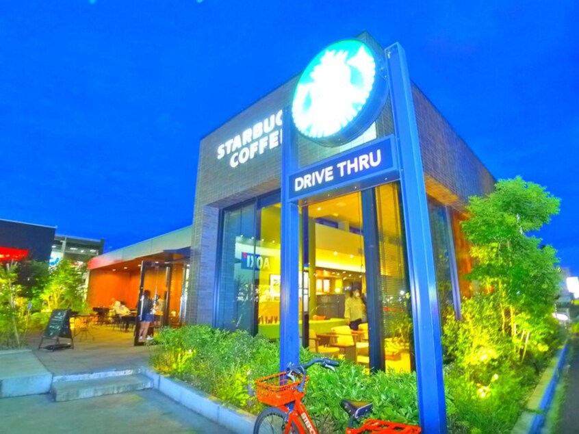 スターバックス(カフェ)まで470m オアシスＦ棟