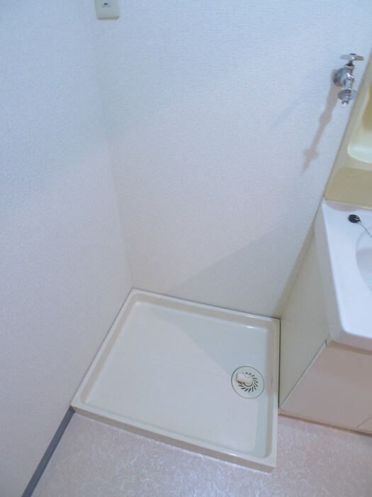 洗濯機置場 ルミエル稲毛