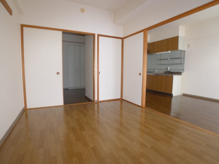 居室 ルミエル稲毛