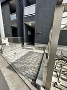 エントランス部分 リブリ・カトルアルブル