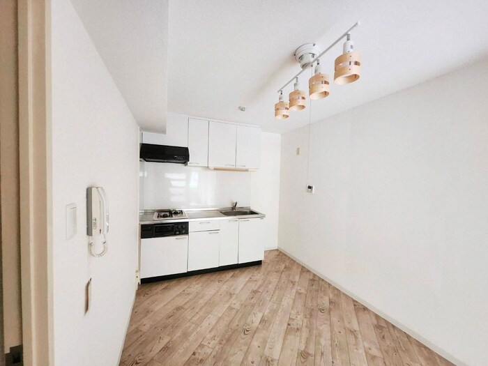 キッチン セザール衣笠公園(202)