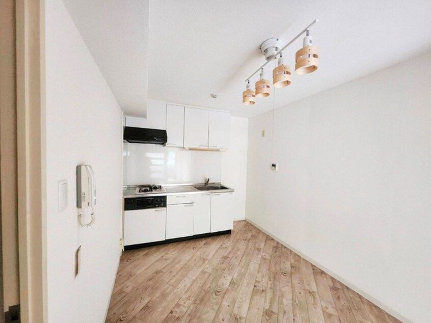 キッチン セザール衣笠公園(202)